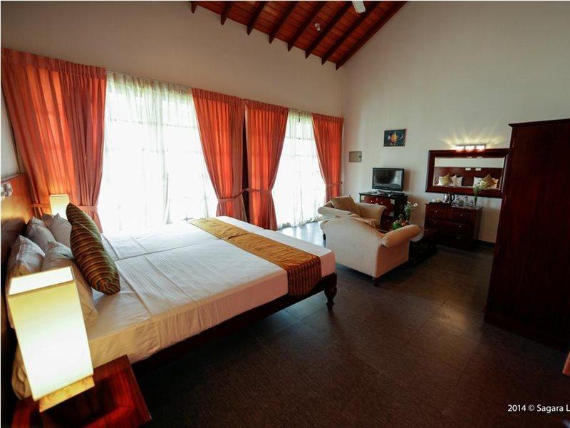 Hotel Marina Bentota Extérieur photo
